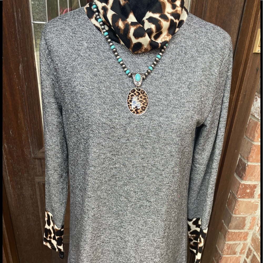 🎀 NEW Leopard Turtleneck Cowl Neck Dress Size Large